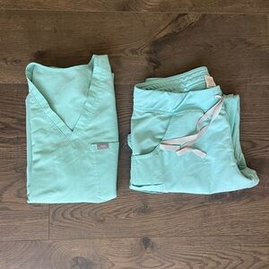 Figs Light Blue Scrub Set